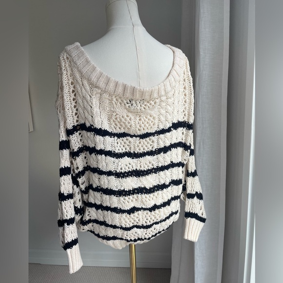 Line Crocheted Striped Sweater - Small - Picture 4 of 7